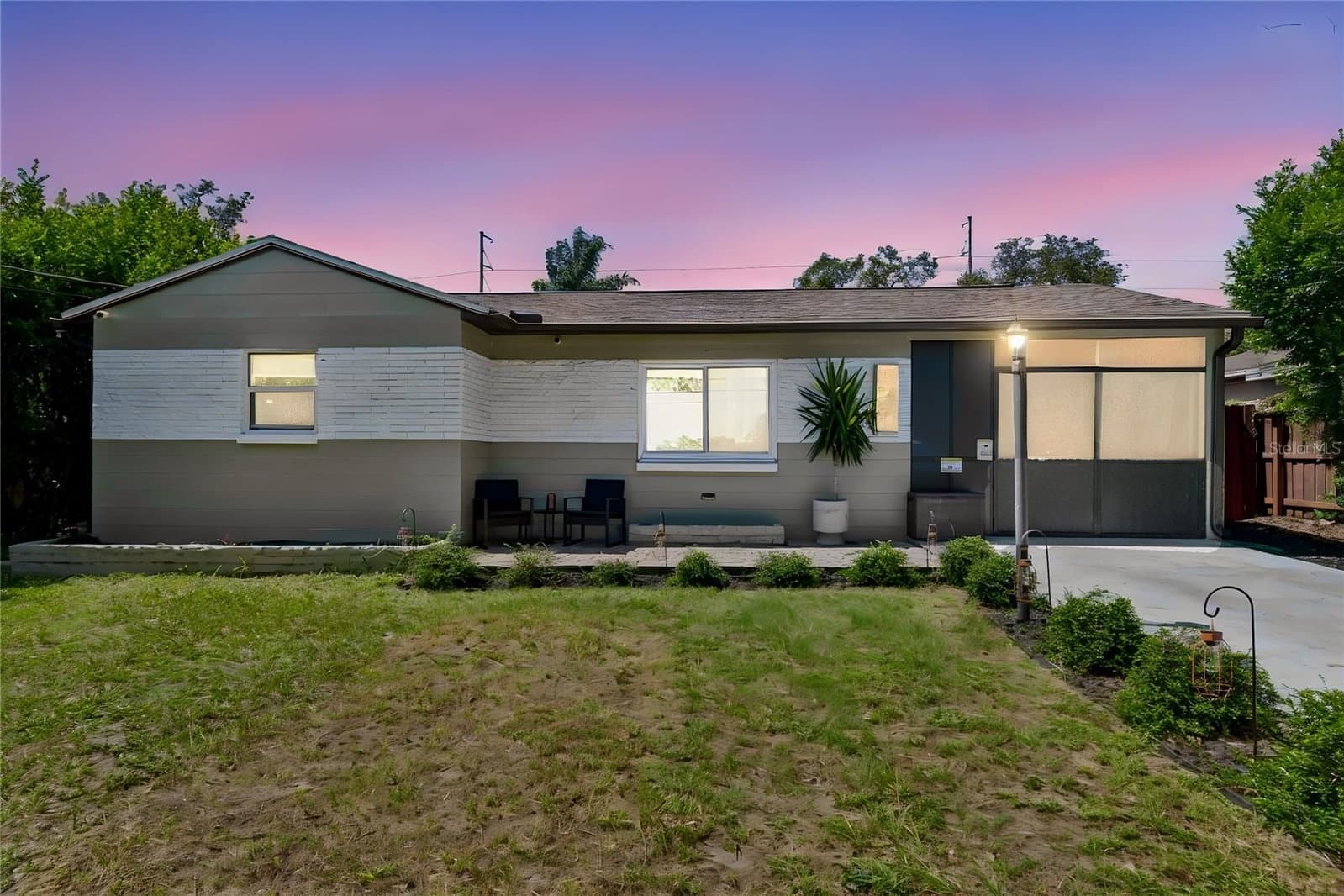 1904 MEADOWBROOK