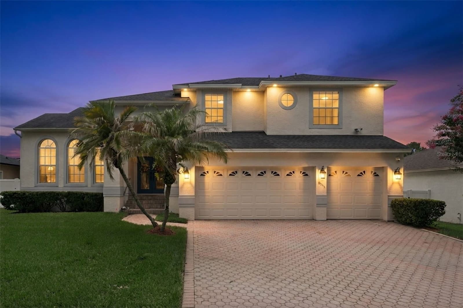 8355 DIAMOND COVE