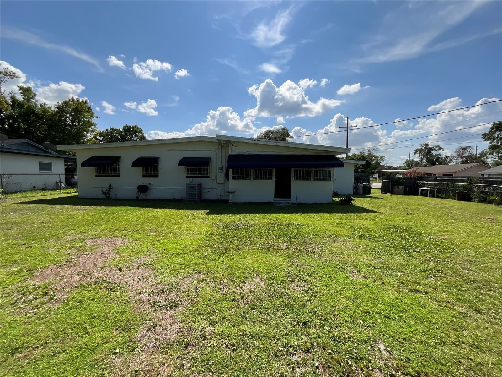 2423 SAVOY