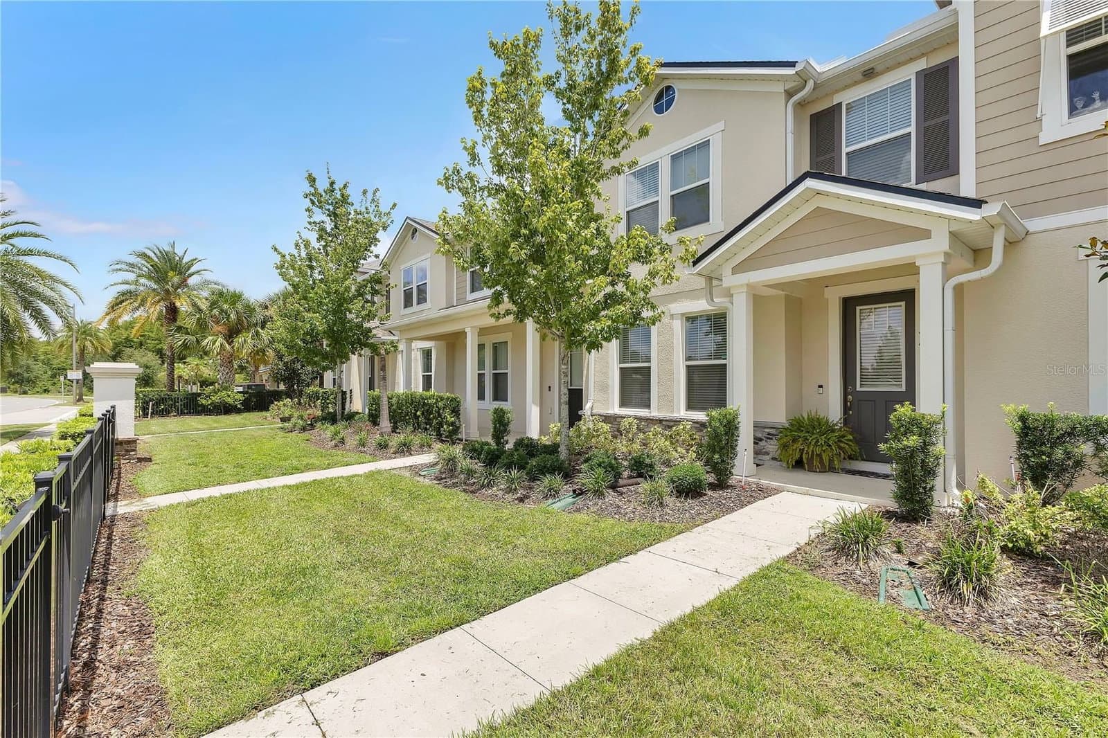 9421 RANDAL PARK
