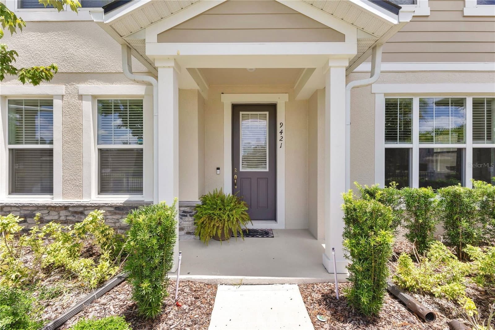 9421 RANDAL PARK