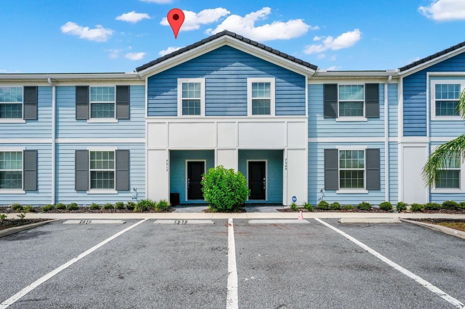 7513 OAK SPRING