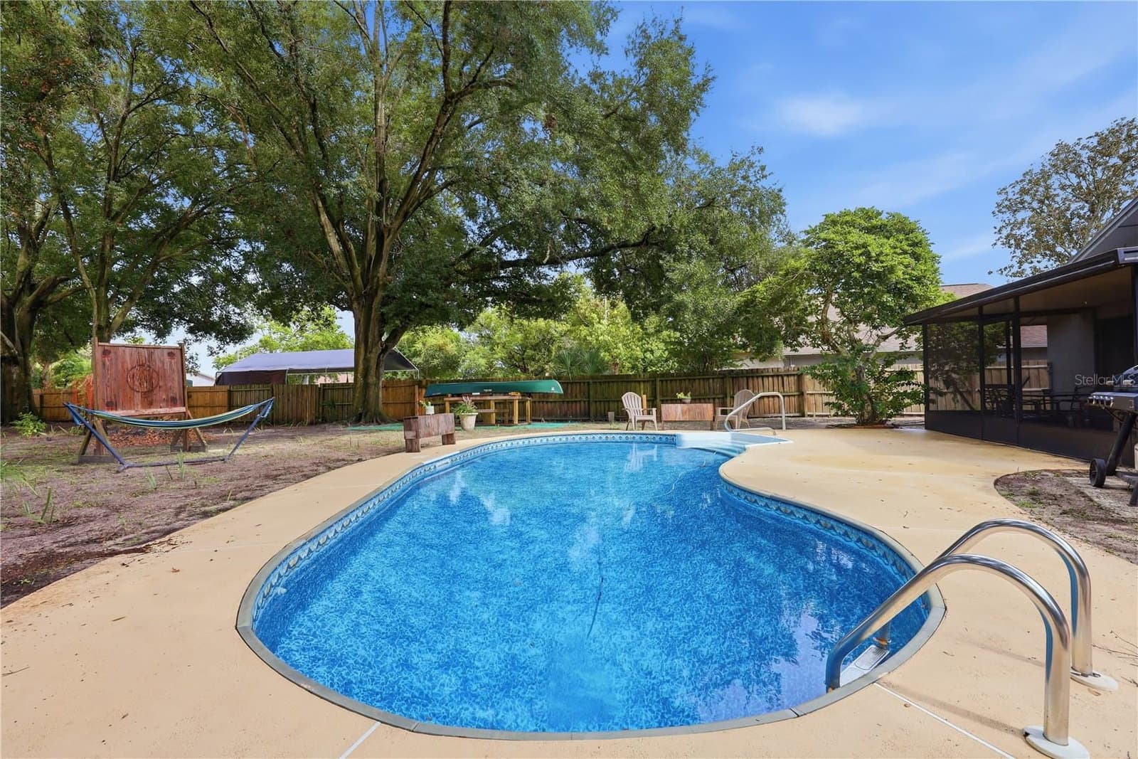 5583 LONG LAKE