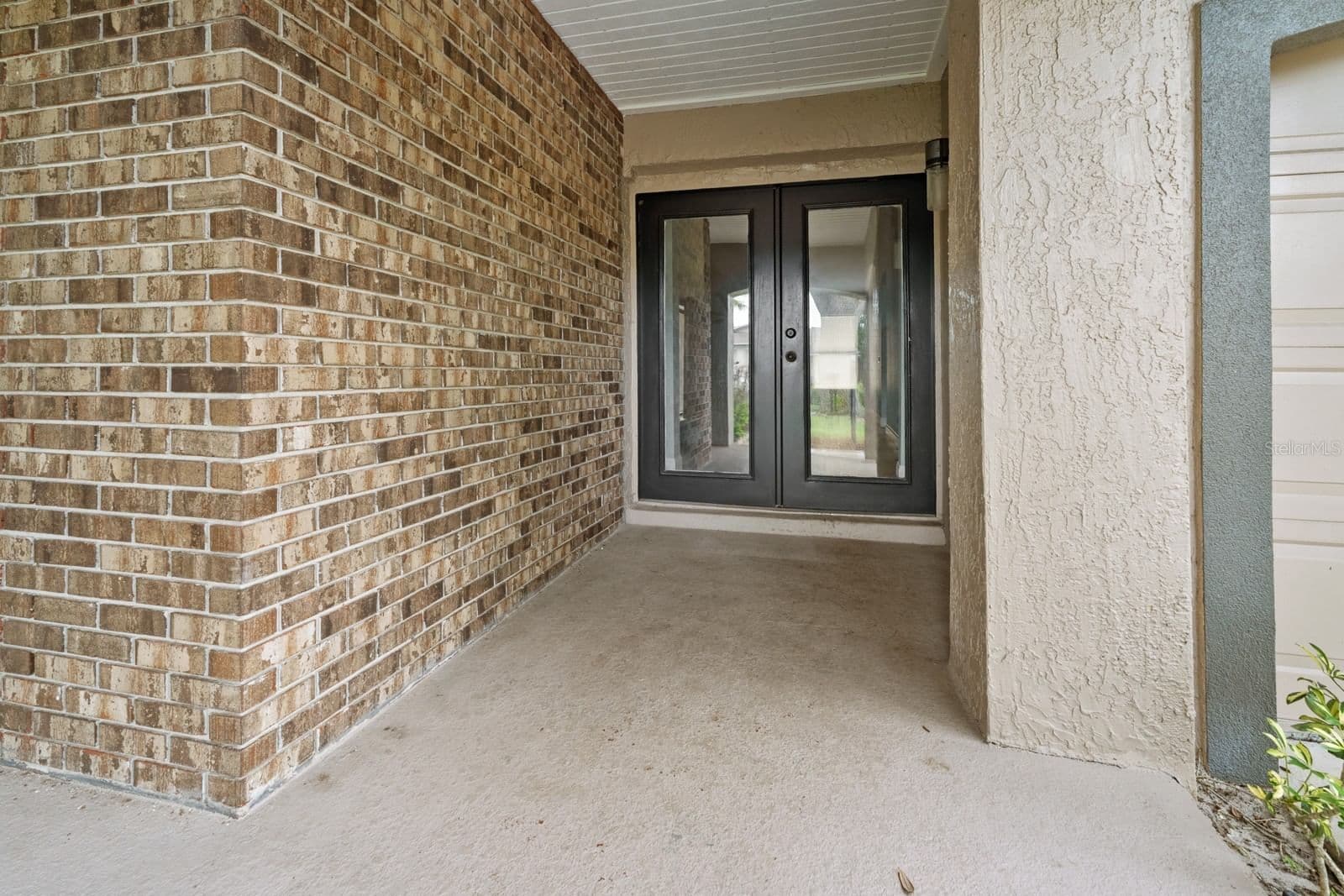 7437 PINEMOUNT