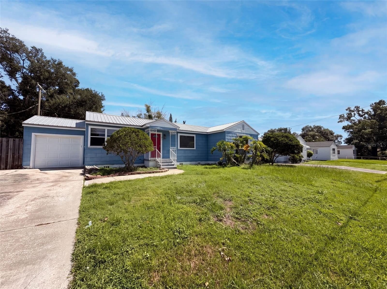 1521 RIVER SHORE
