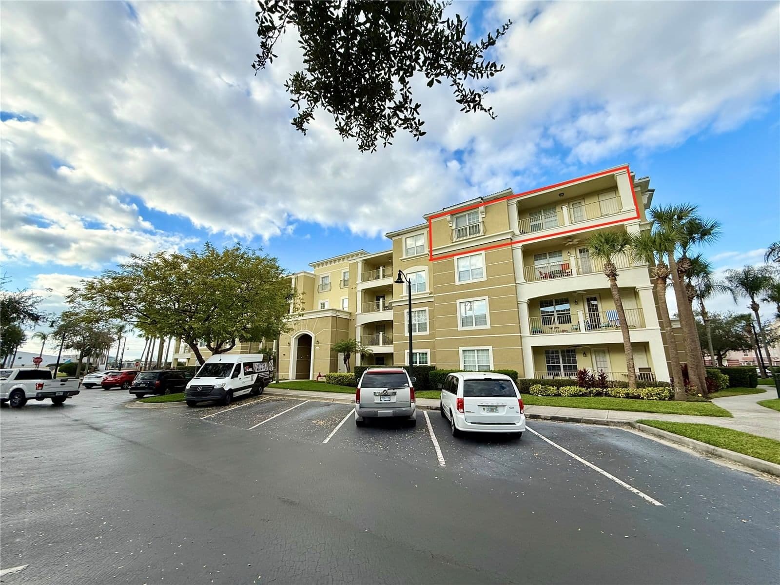 5049 SHOREWAY