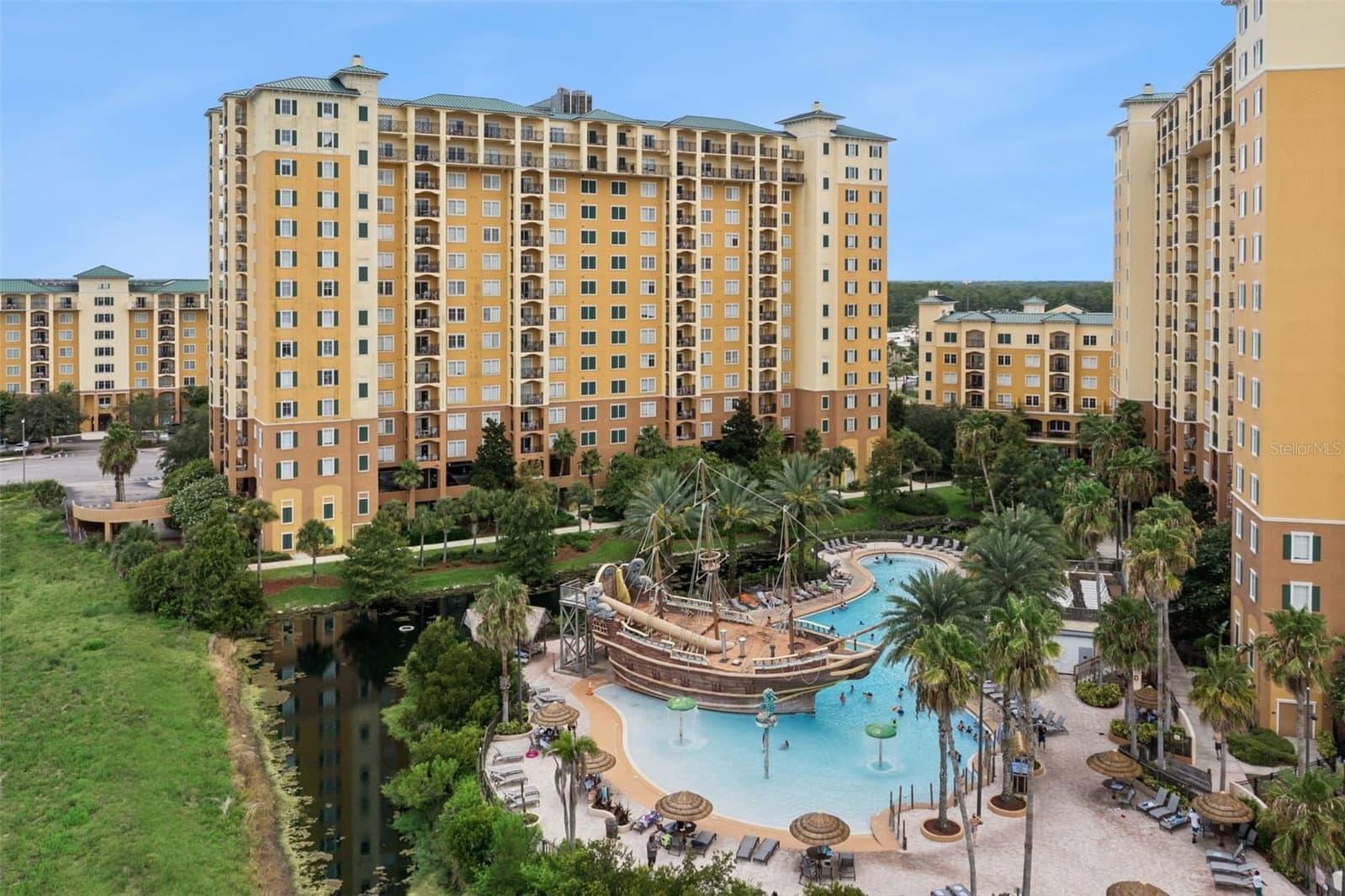 8101 RESORT VILLAGE