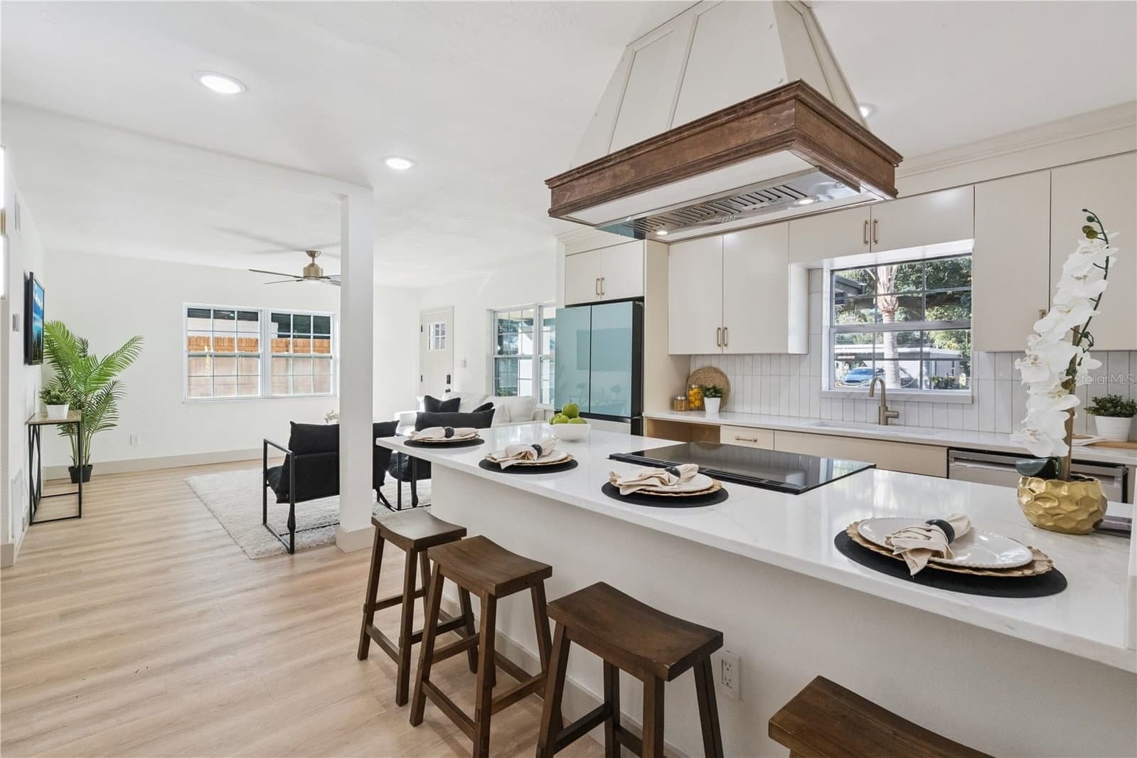 1931 CLOVERLAWN