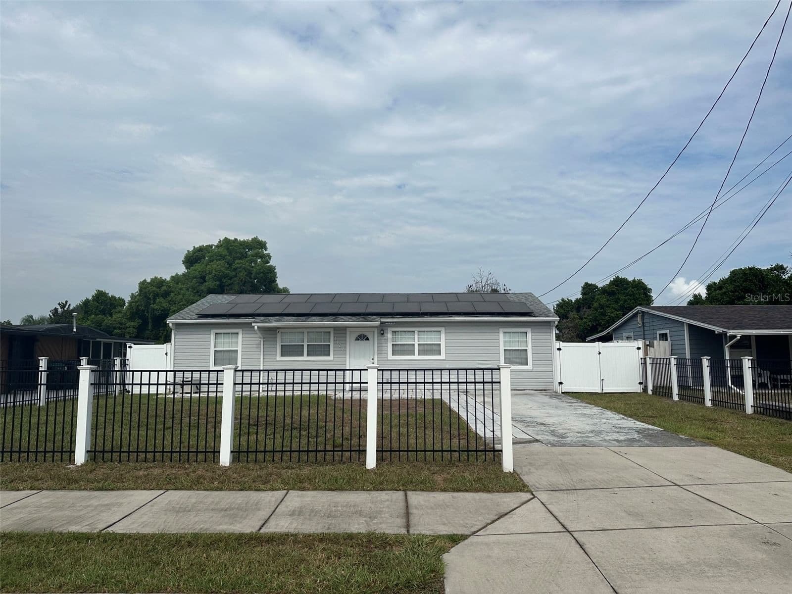 1122 OVERDALE