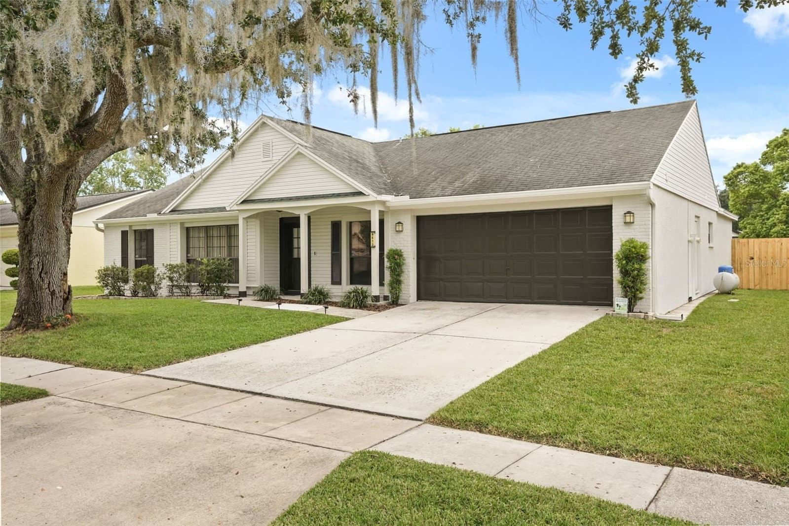 4613 FLATWOOD