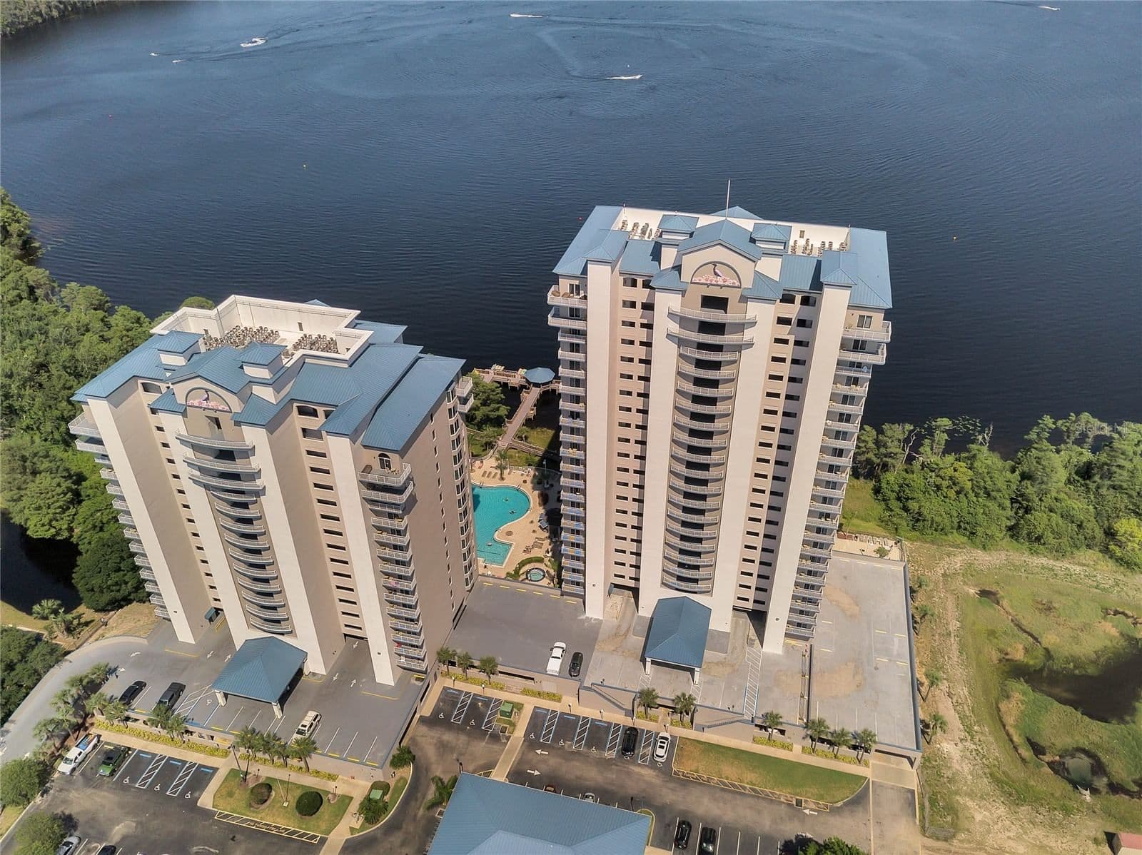 13415 BLUE HERON BEACH