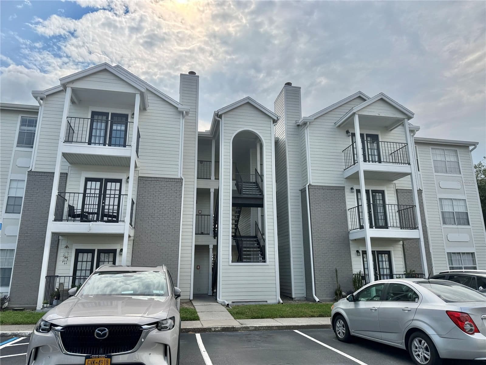 2550 ALAFAYA