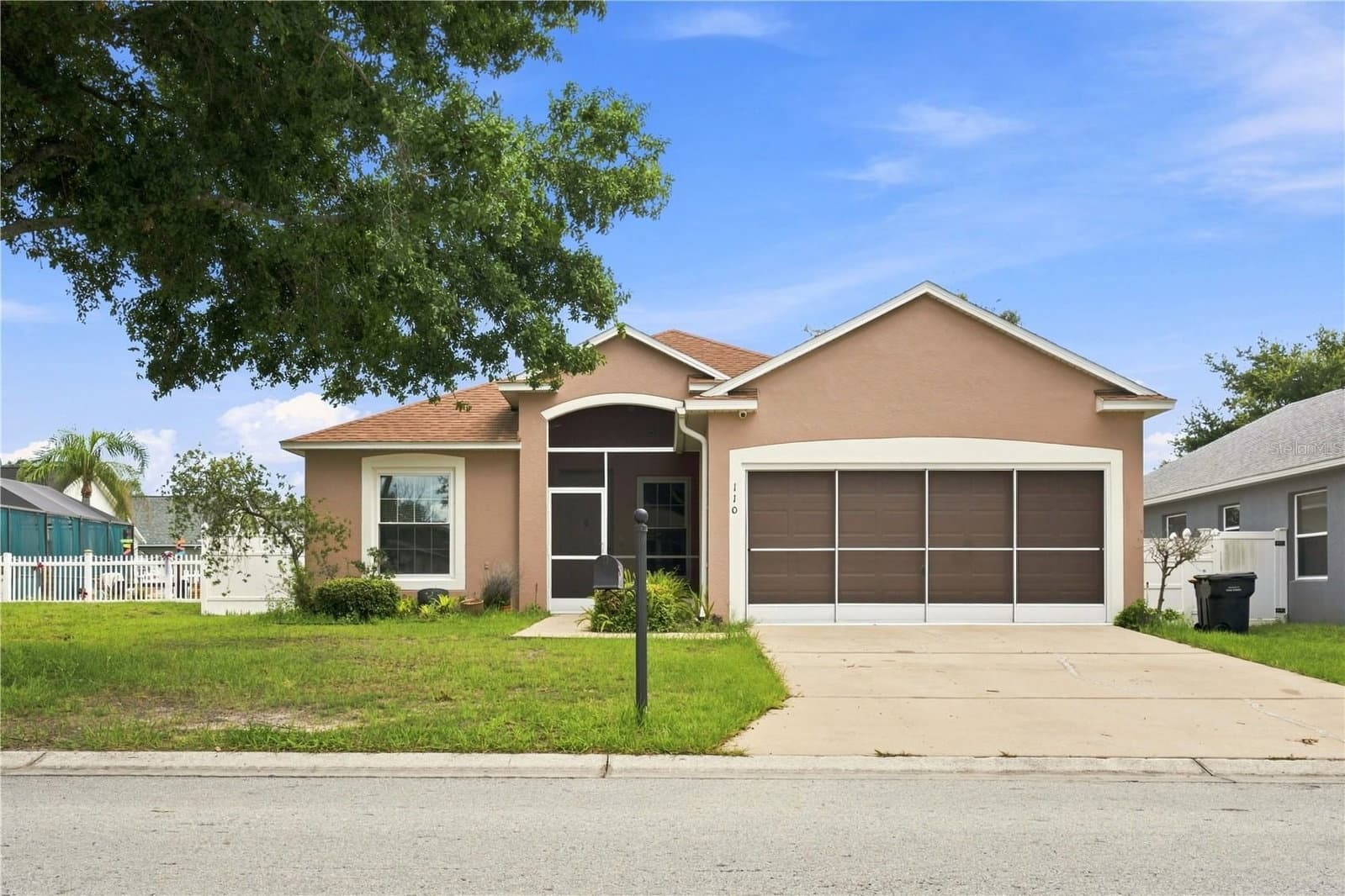 110 KNOLLWOOD