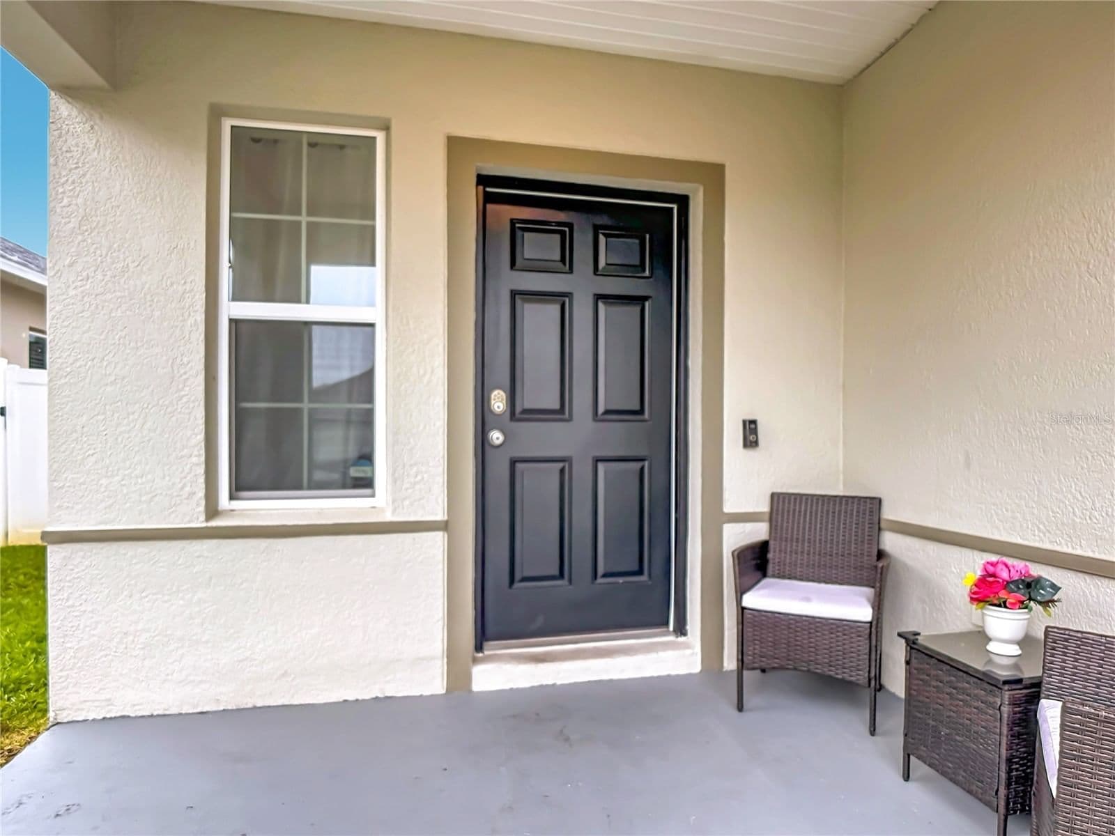 399 PINECREST