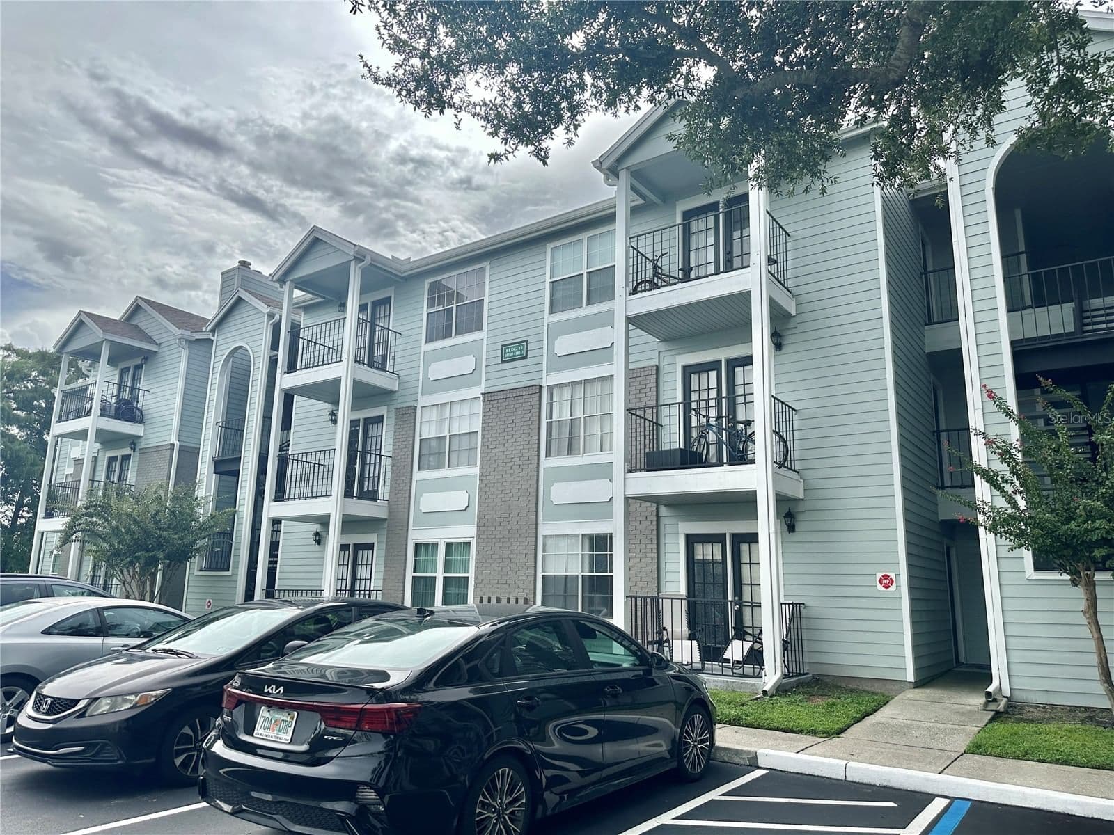 2550 ALAFAYA
