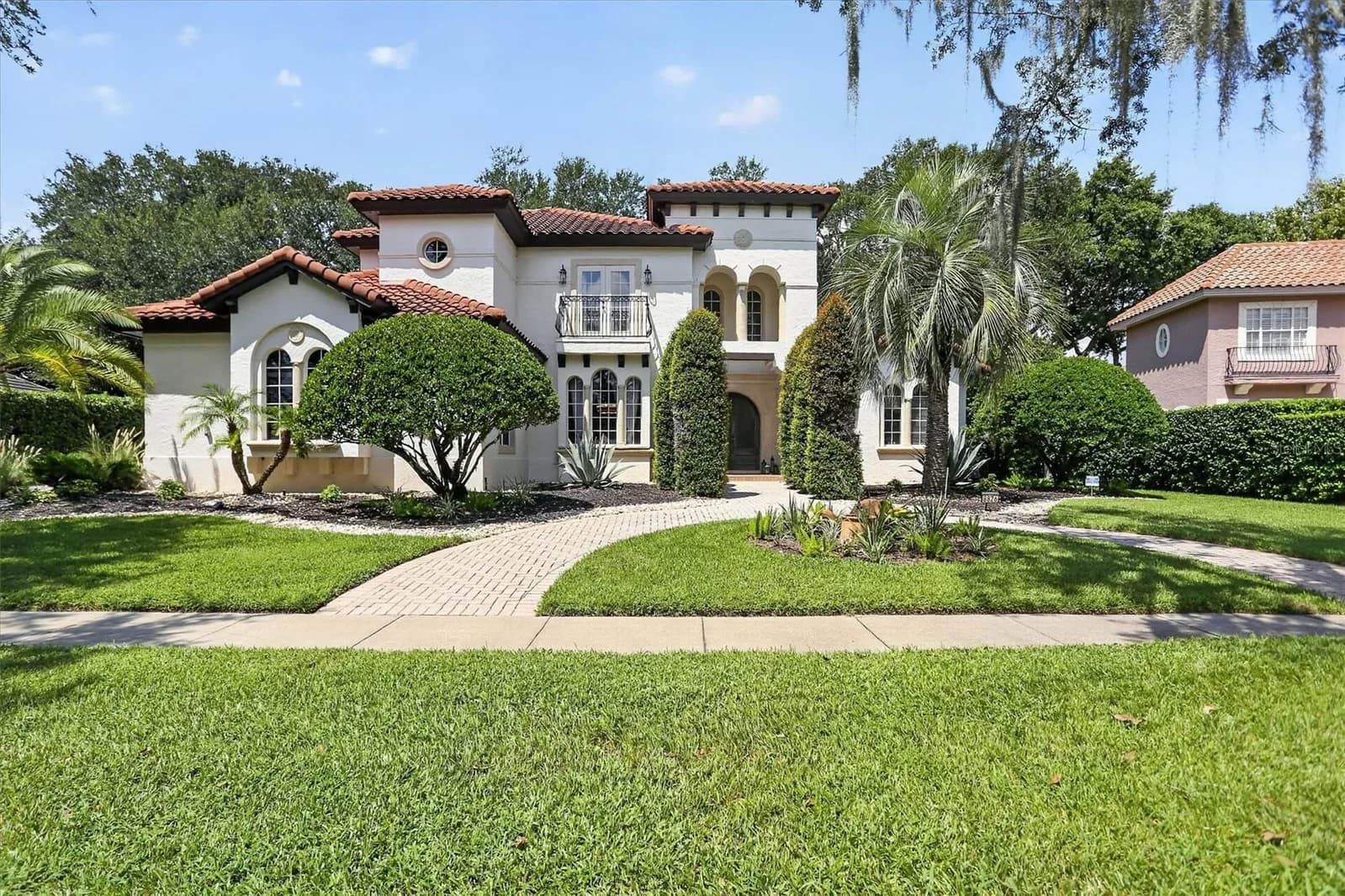 8826 SOUTHERN BREEZE Drive