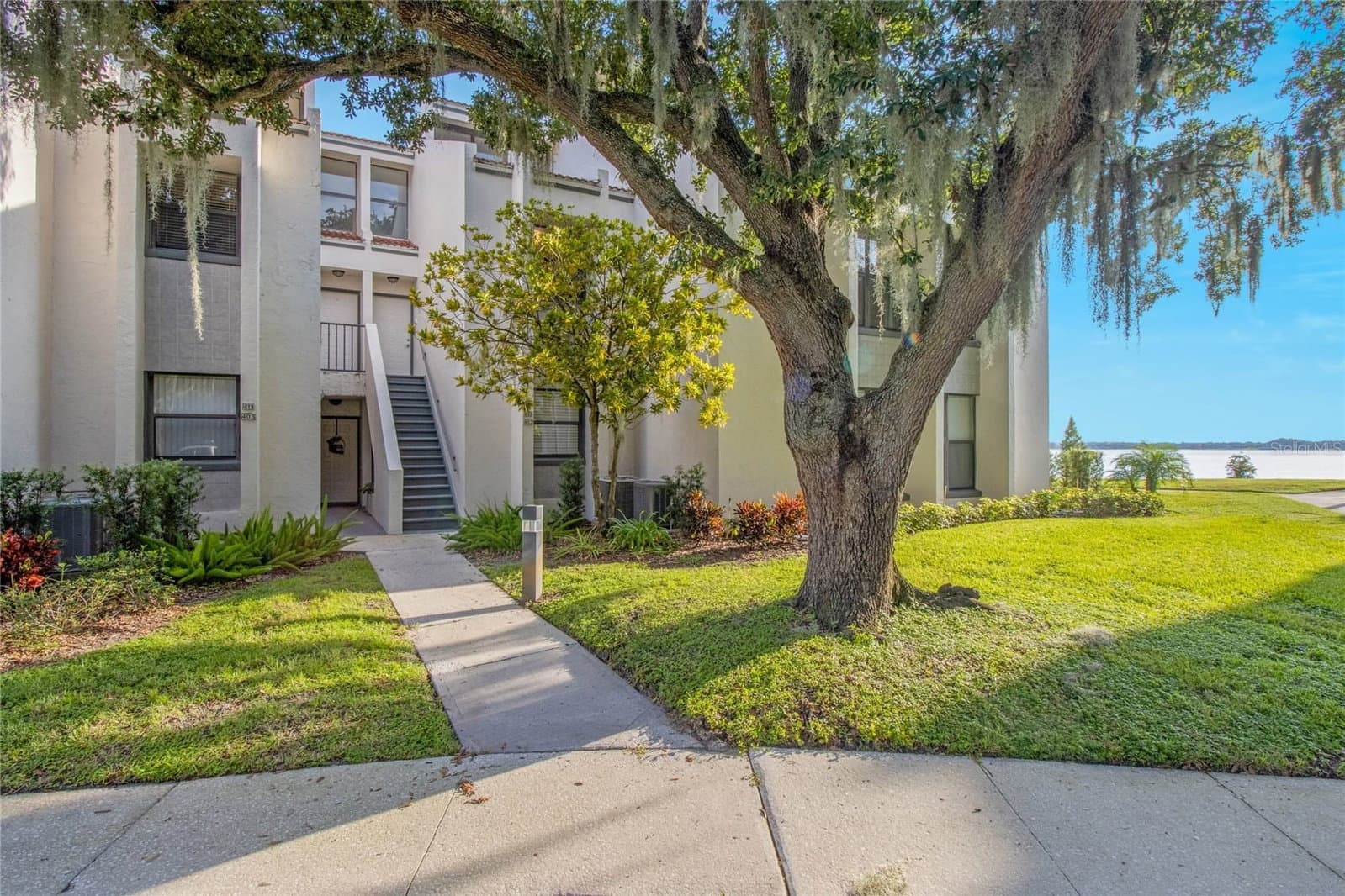 410 LAUREL COVE, Winter Haven, FL