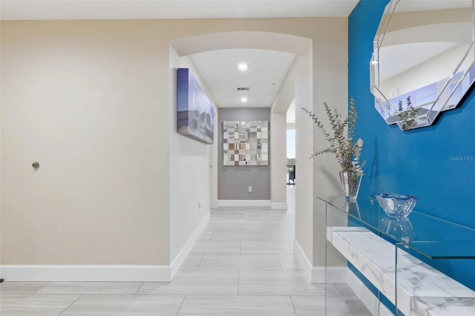 322 CENTRAL Boulevard #501