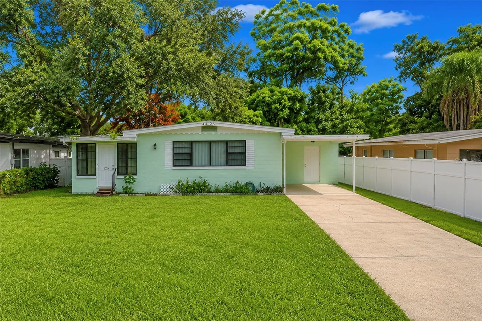 4205 MIZELL, Orlando, FL