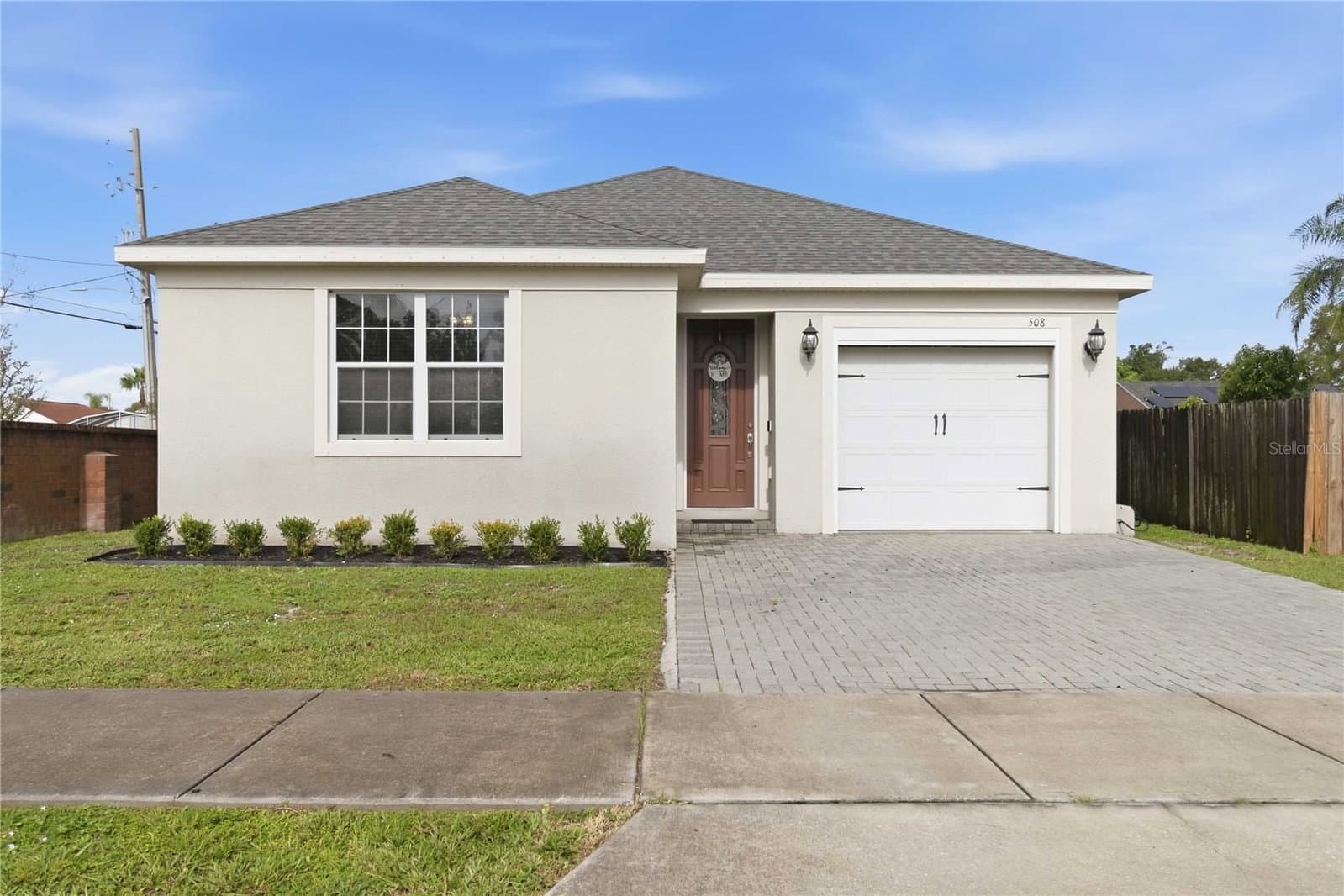 508 HIBISCUS COVE