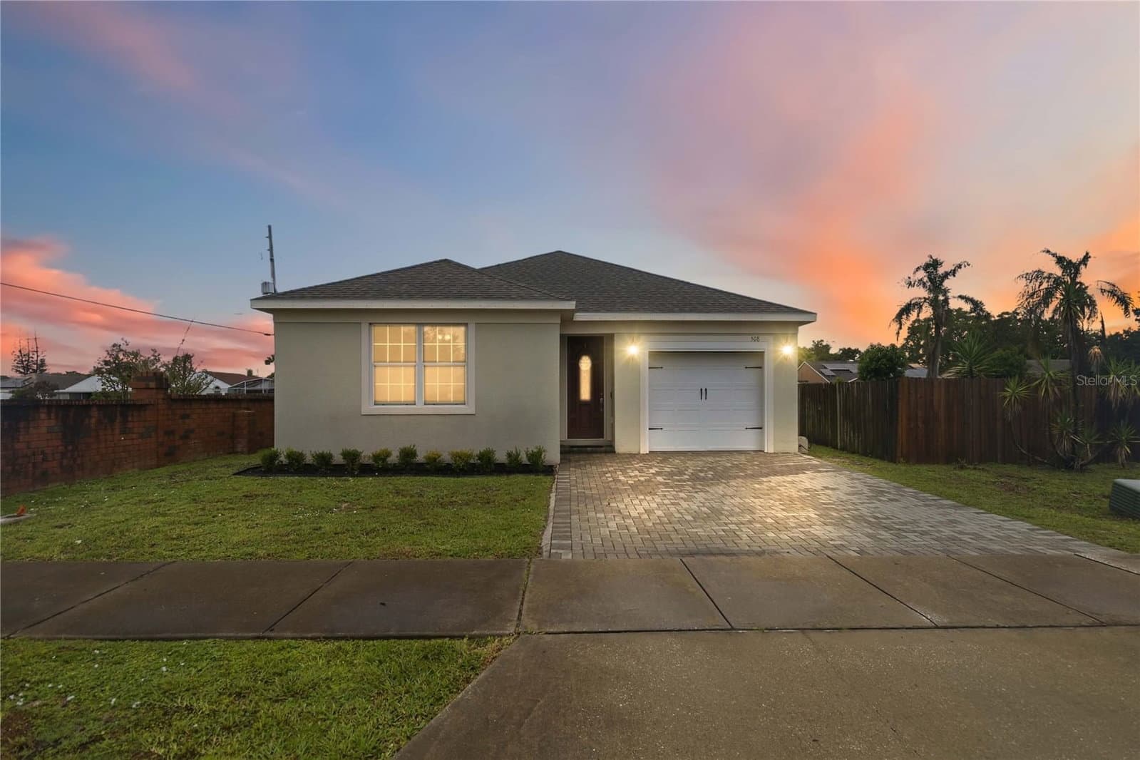 508 HIBISCUS COVE