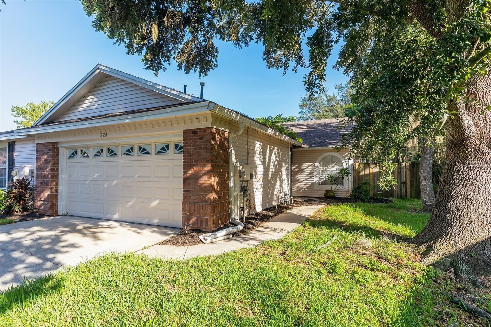 824 HILLARY, Longwood, FL