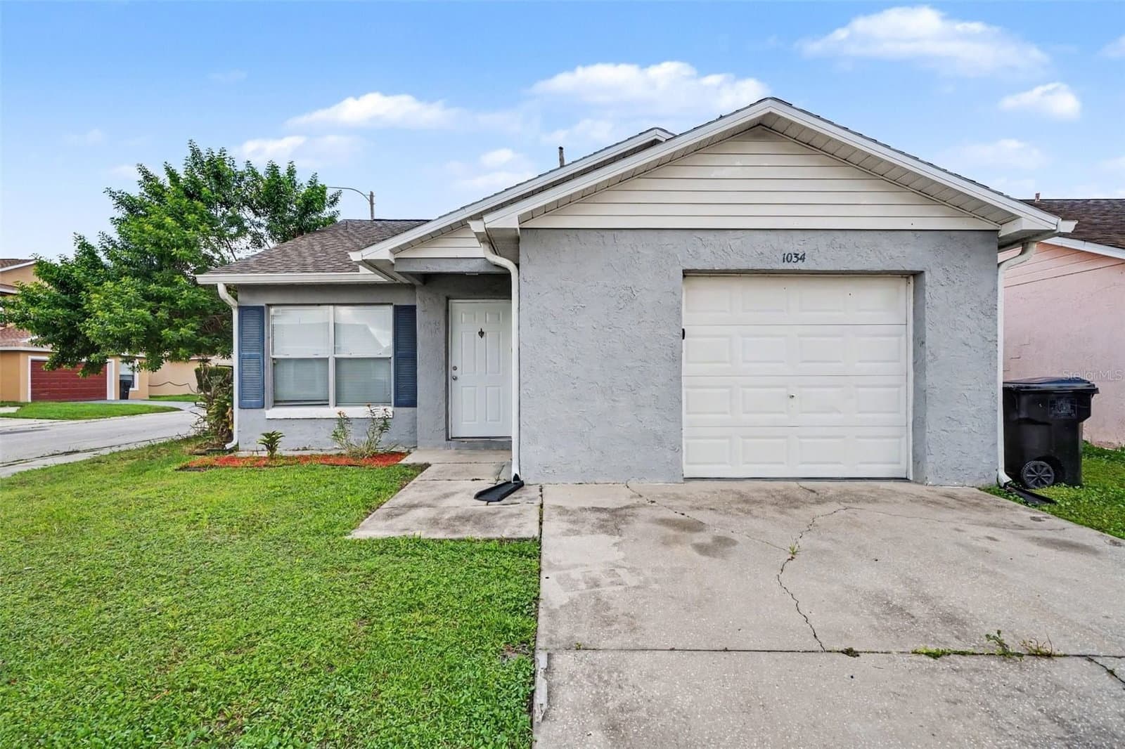 1034 CLOVERCREST