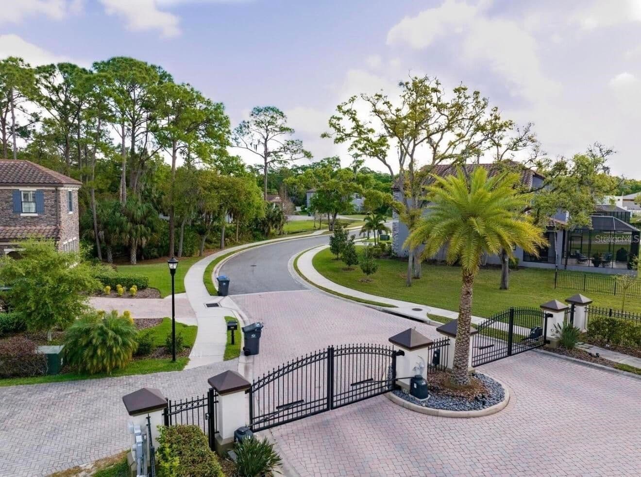 7849 MARSH POINTE