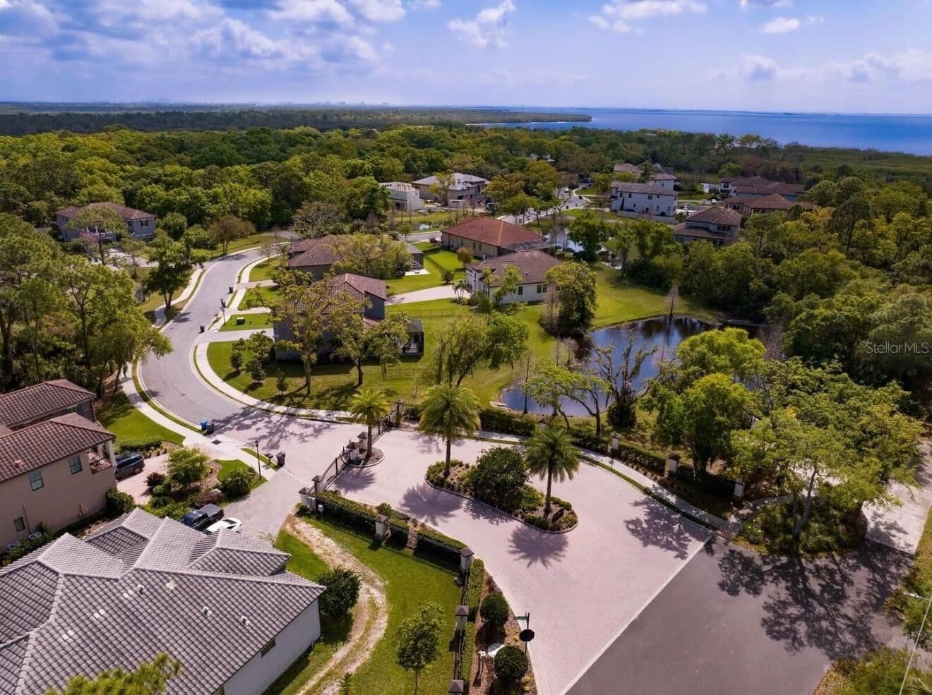 7849 MARSH POINTE