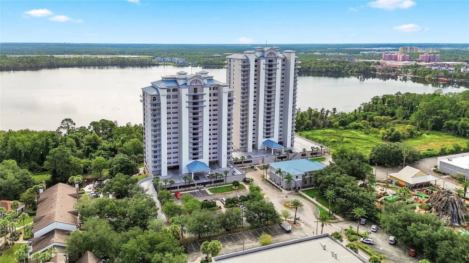 13415 BLUE HERON BEACH Drive #1408