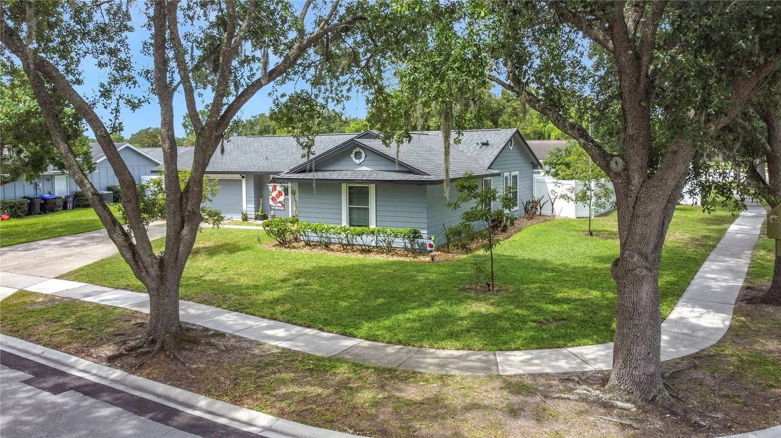 4702 HOPESPRING