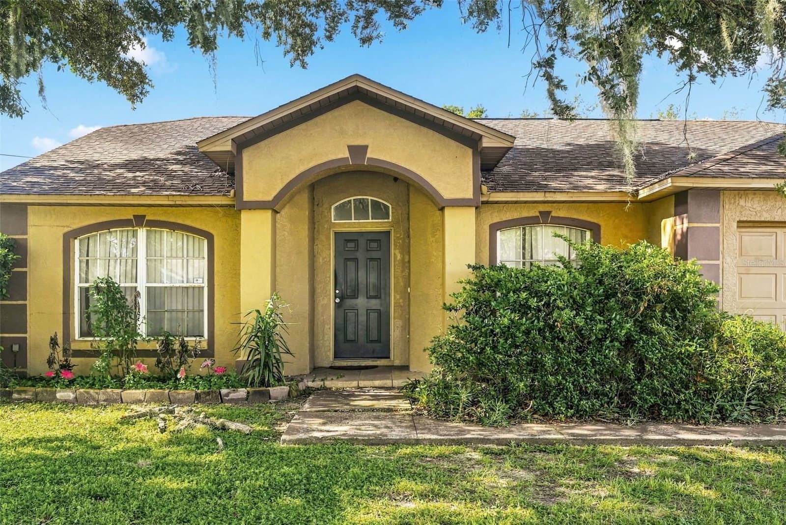 1593 WATSON OAKS