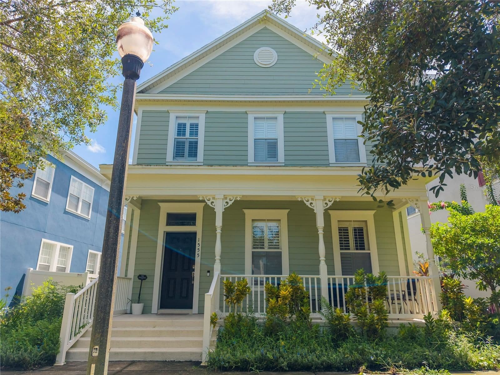 1555 HANKS