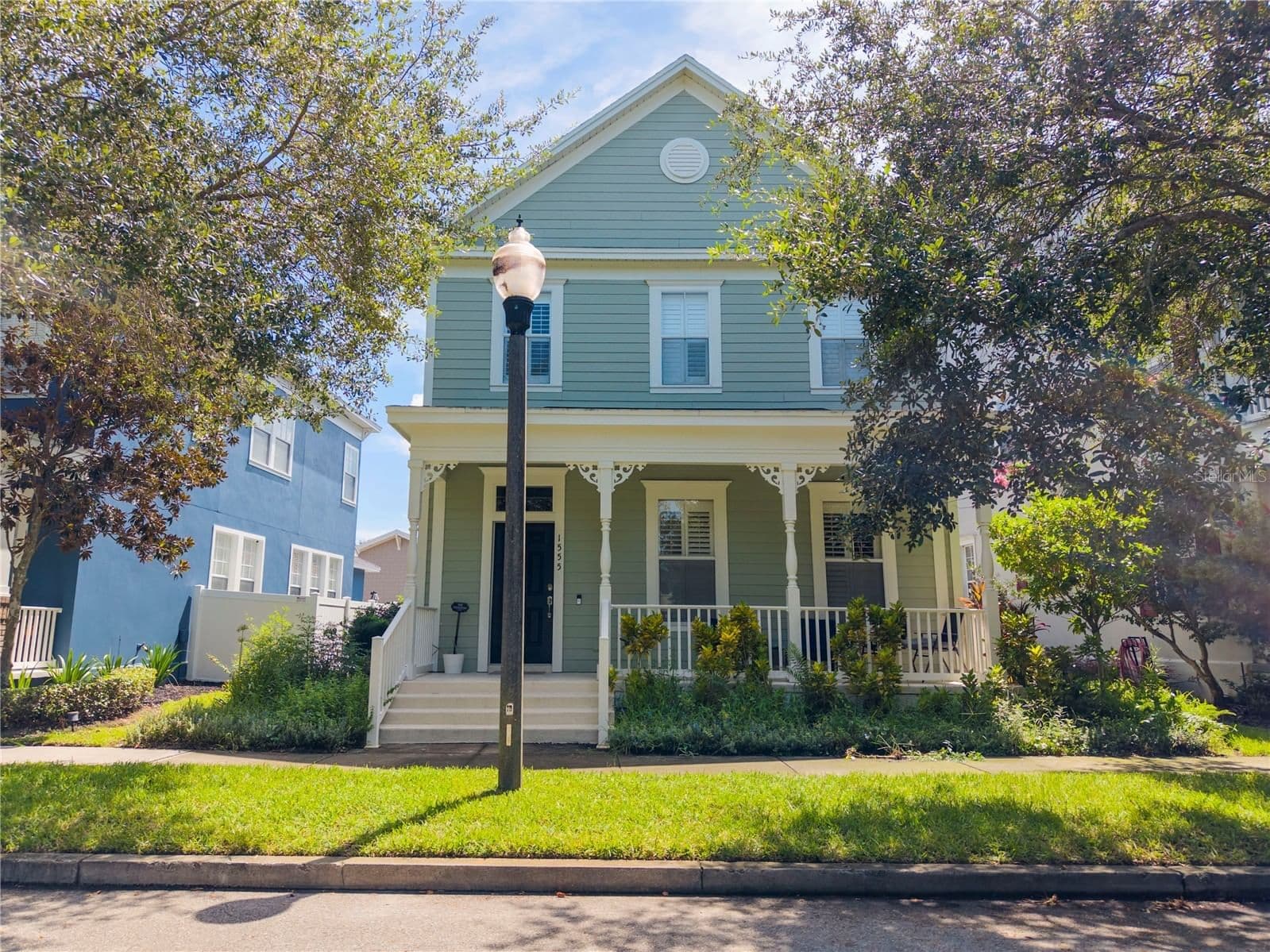 1555 HANKS