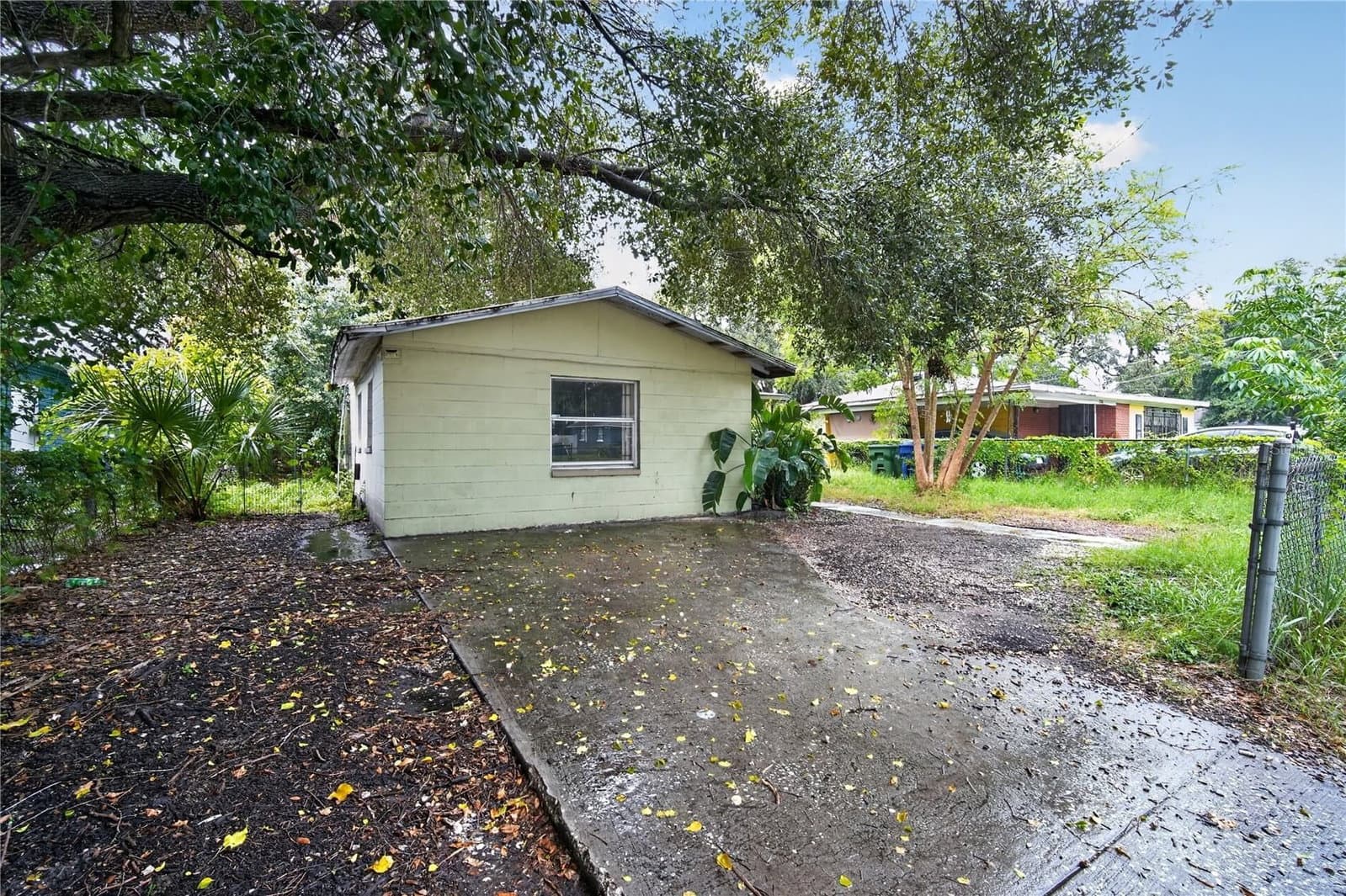 3504 LINDELL, Tampa, FL