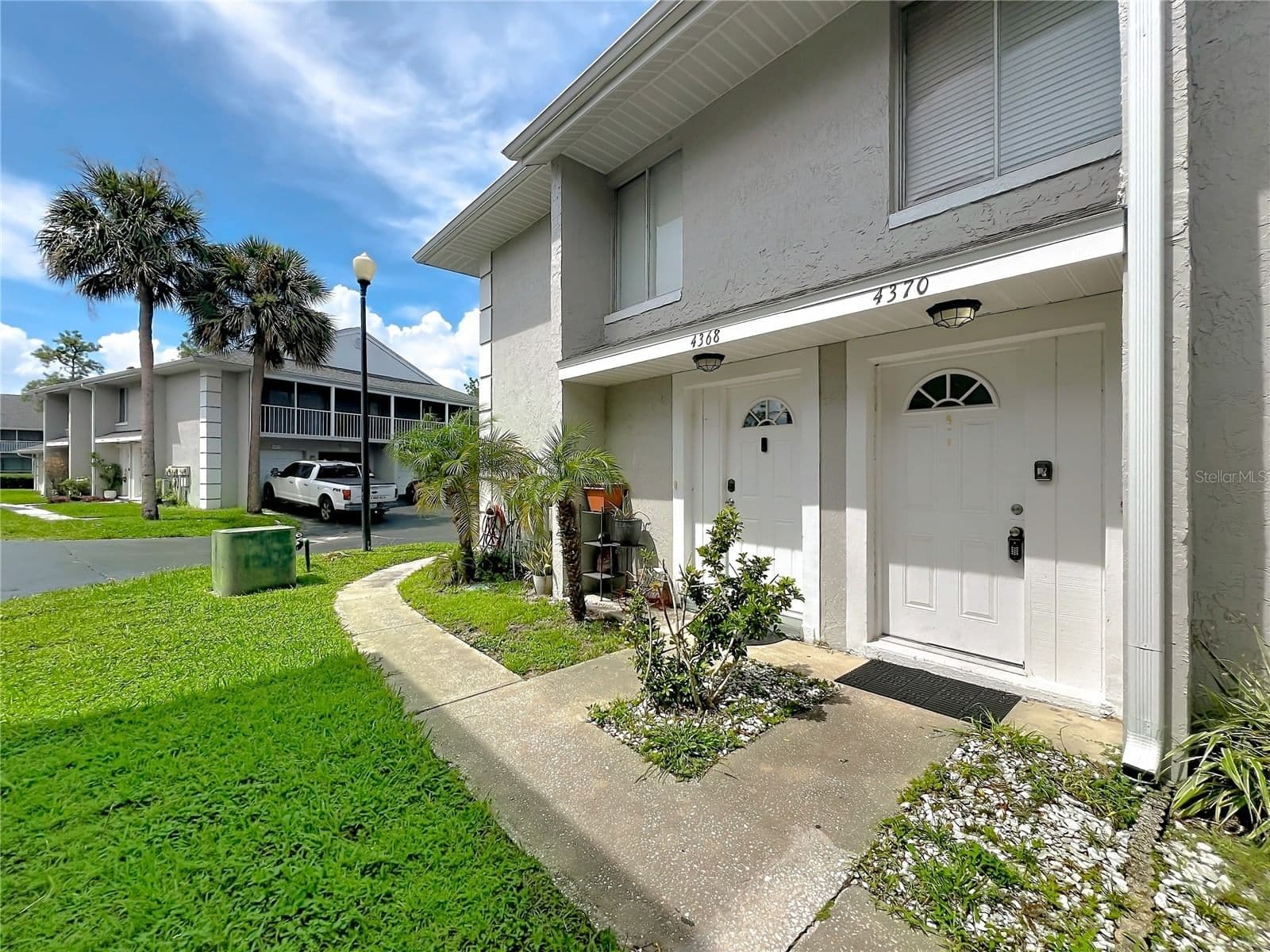 4370 WHITE PINE