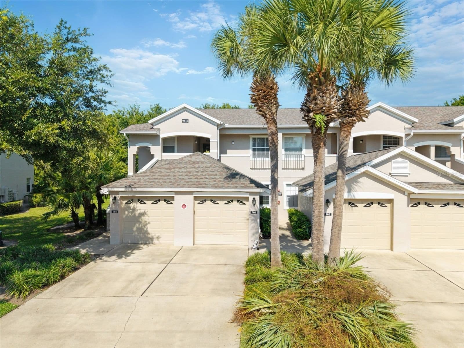 9416 MYRTLE CREEK