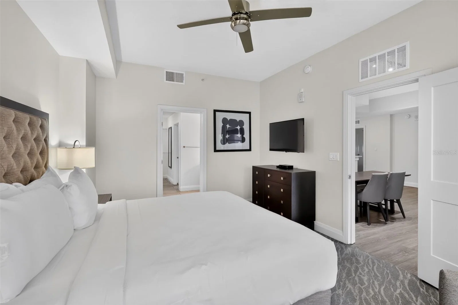 14501 GROVE RESORT Avenue #3438