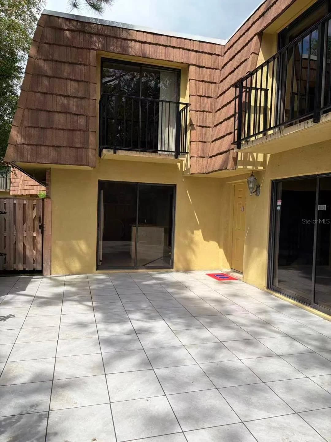 5371 BAMBOO Court #401