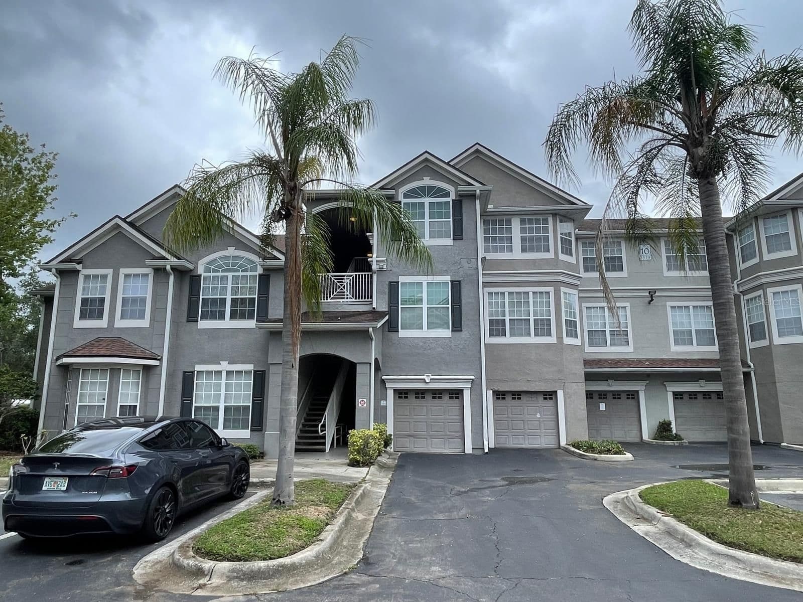 3379 KIRKMAN Road #1032