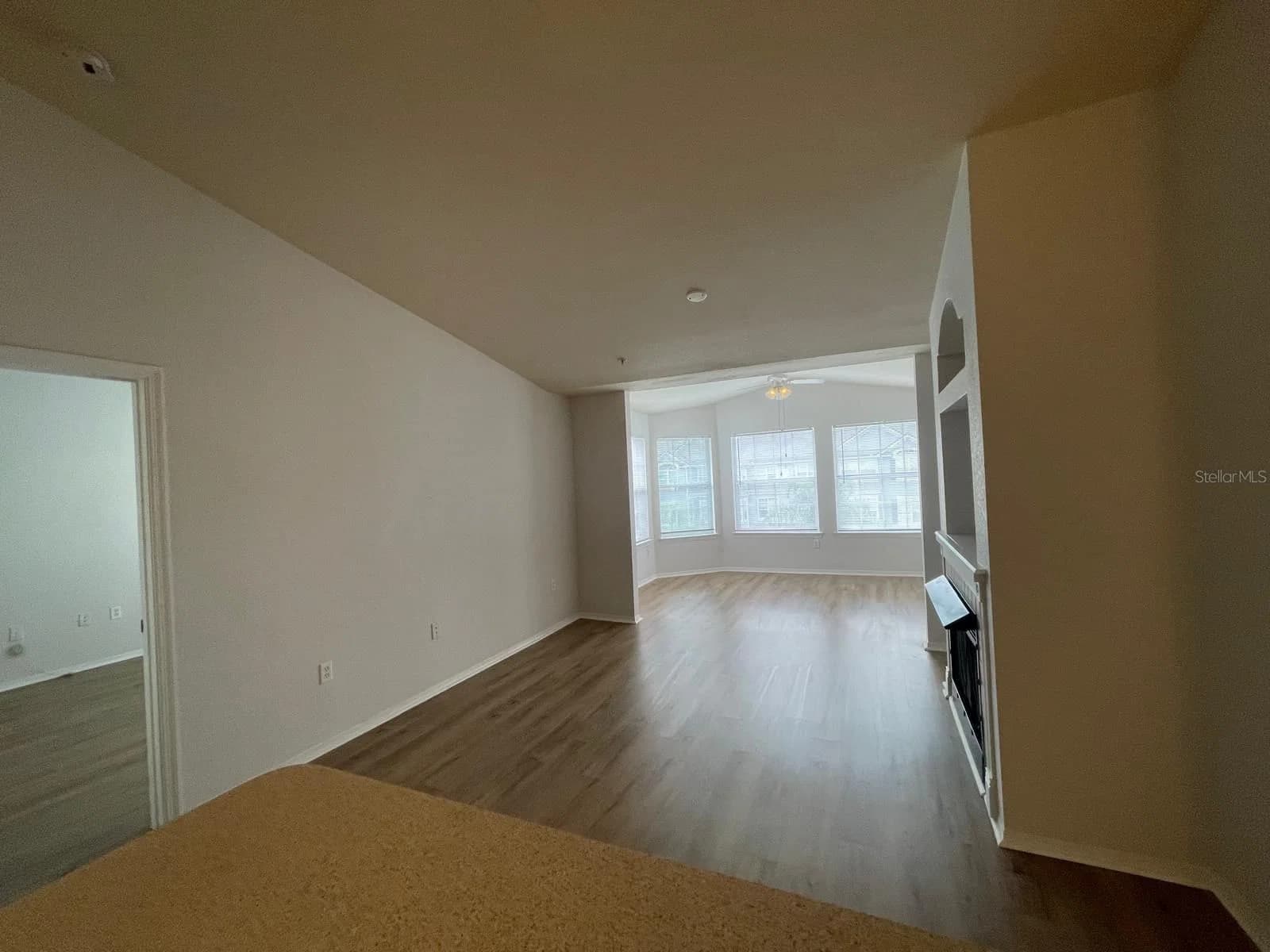 3379 KIRKMAN Road #1032