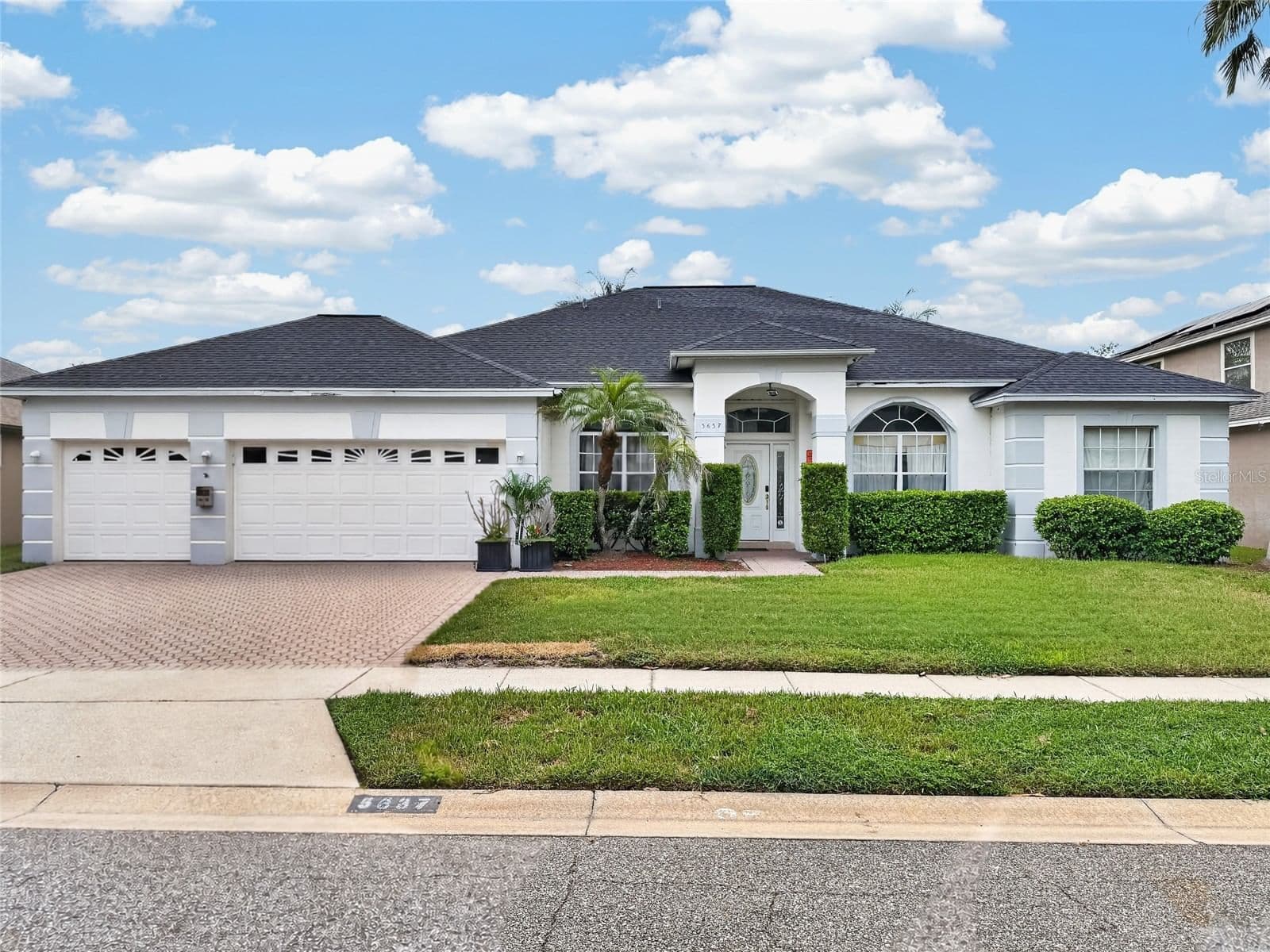 3637 DEVEREAUX Court