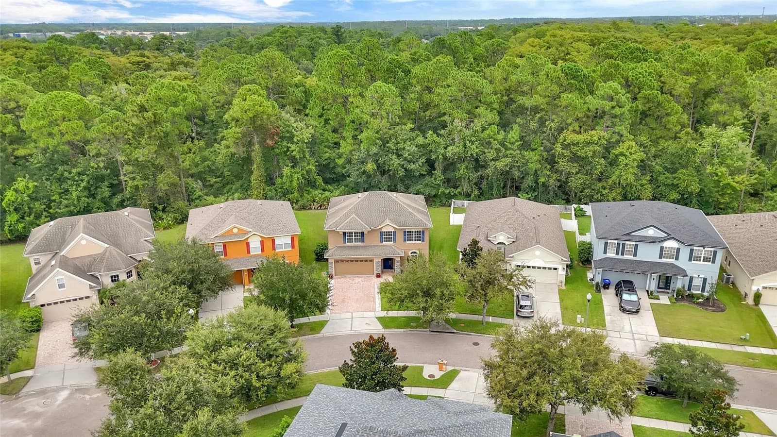 1127 CRANE CREST Way