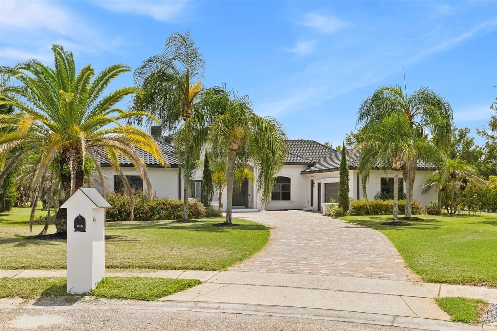 10352 BURRIS Court