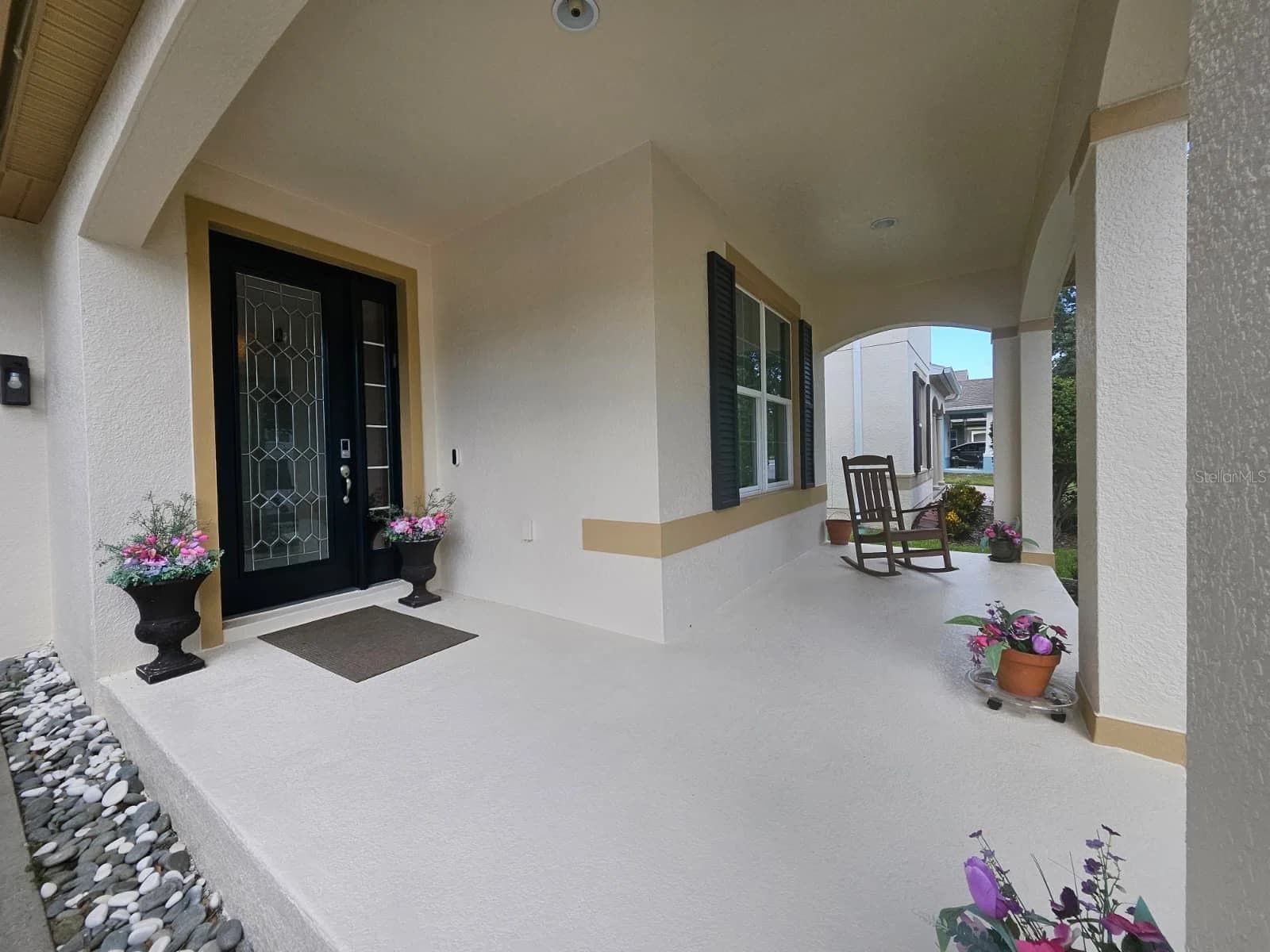 5620 MANGROVE COVE Avenue
