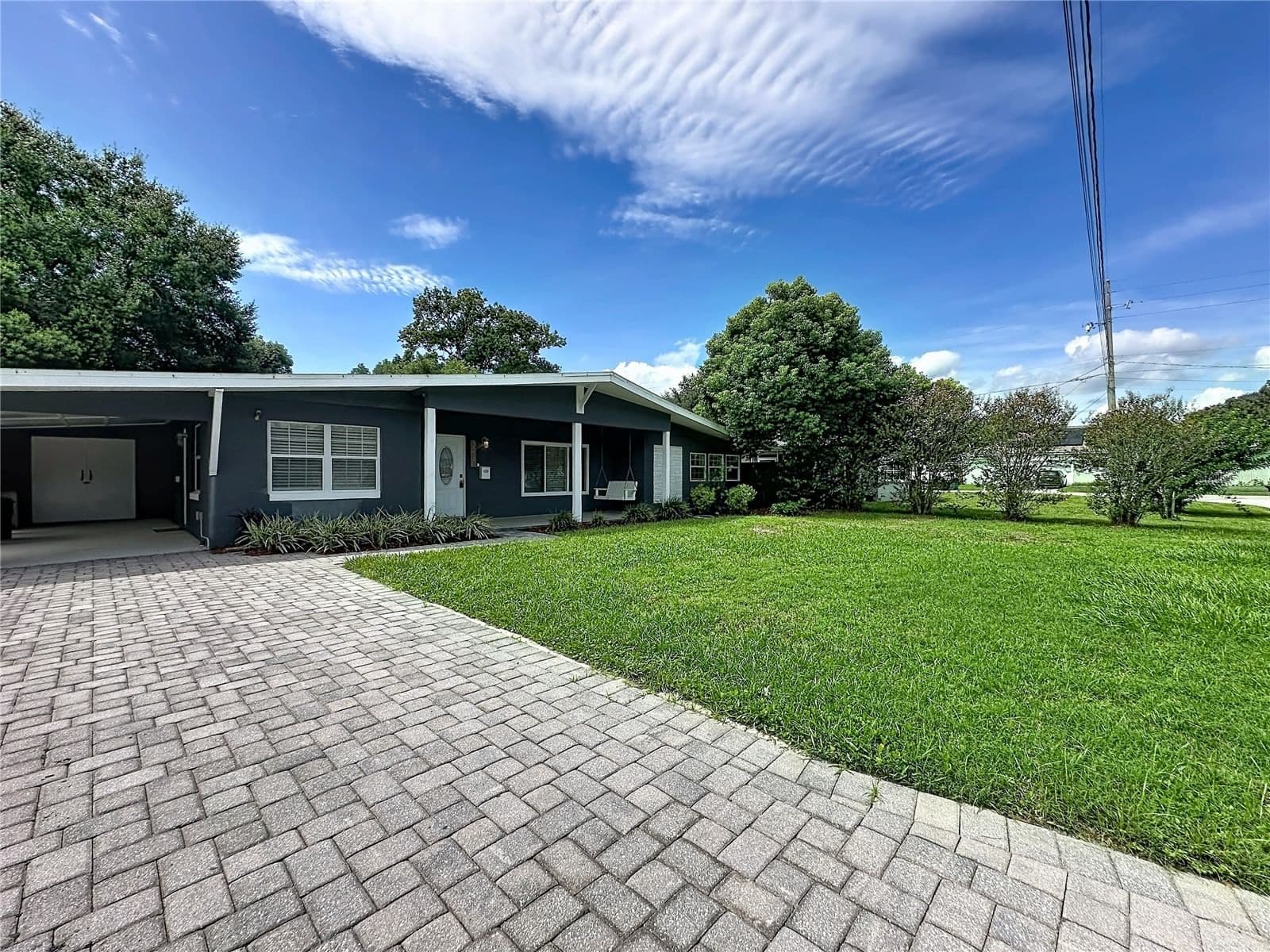 3210 RENLEE Place