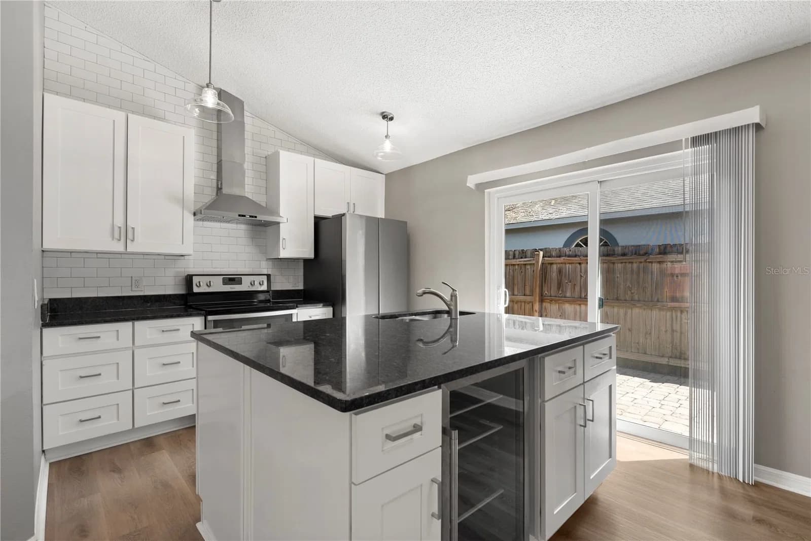 5549 NEW CAMBRIDGE