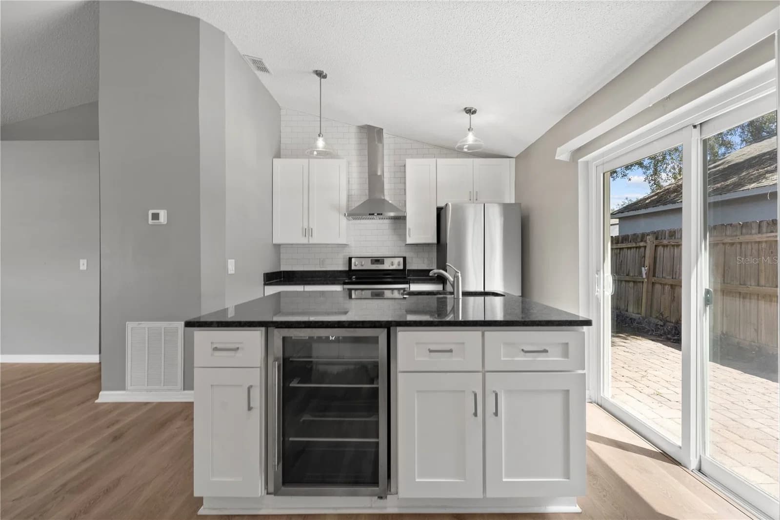 5549 NEW CAMBRIDGE