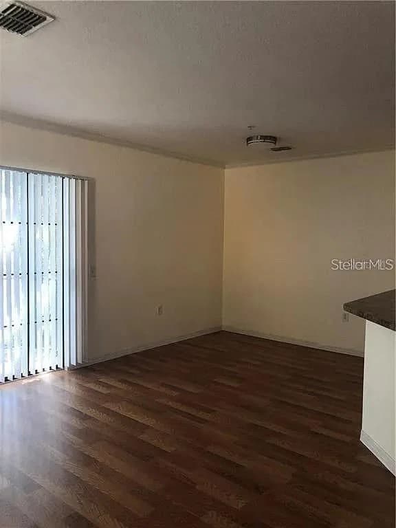 6129 METROWEST