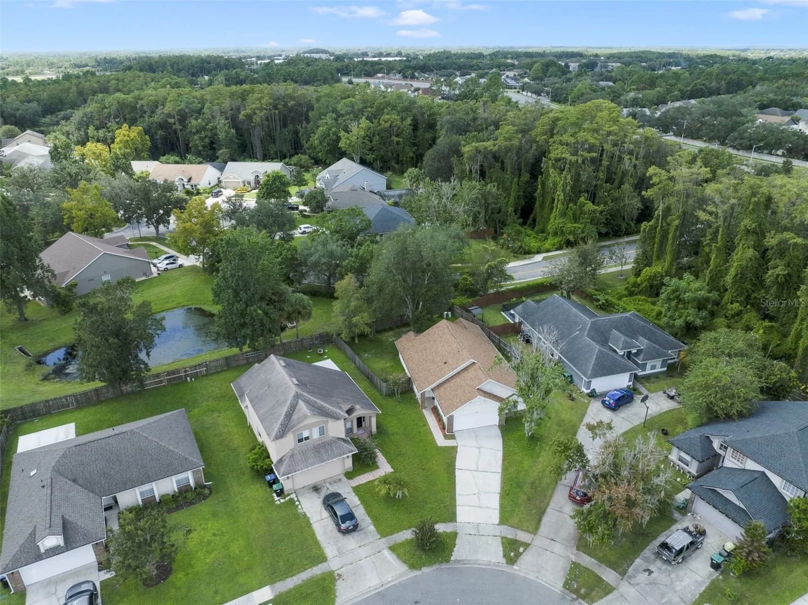 713 MEADOWSIDE Court